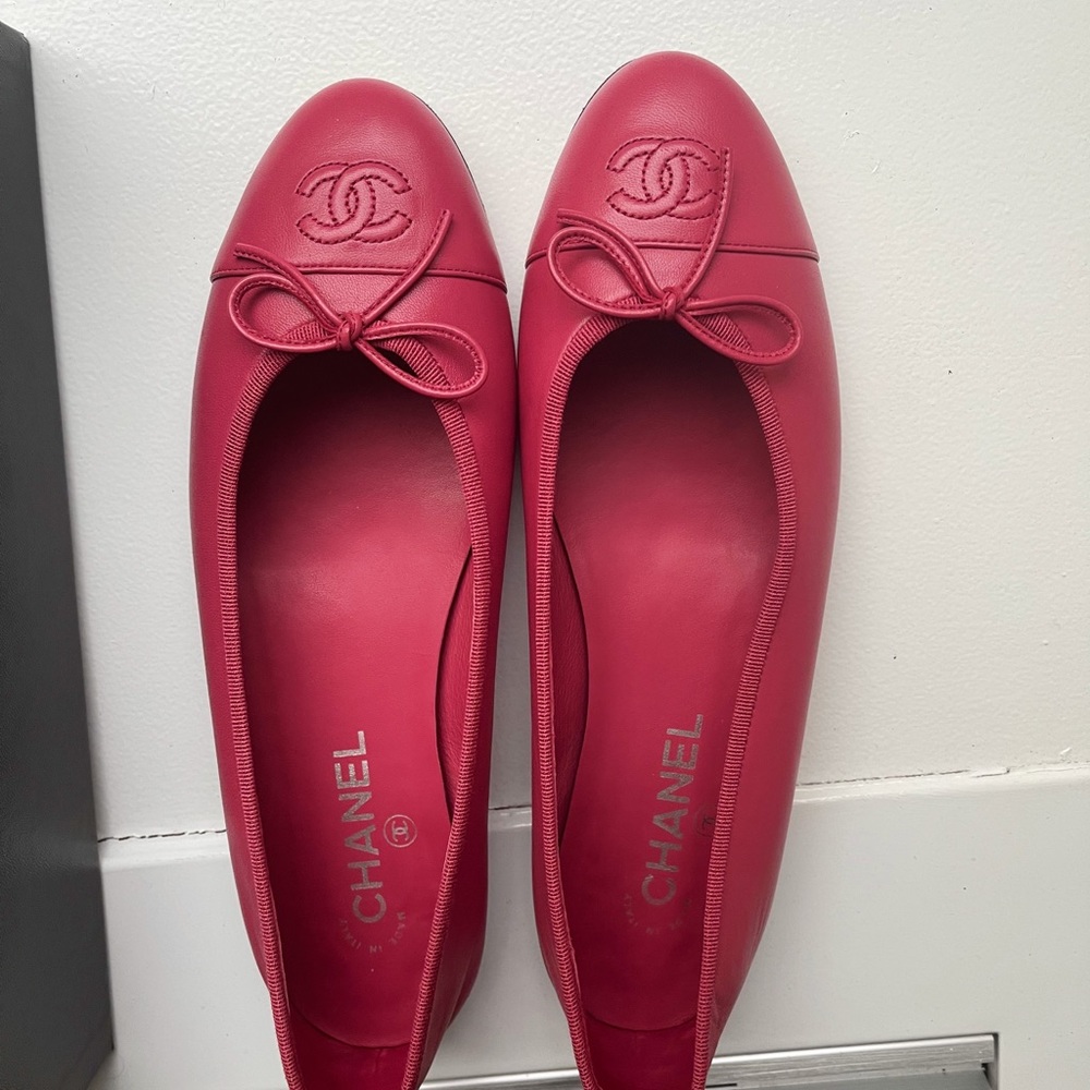 Chanel pink ballet flats